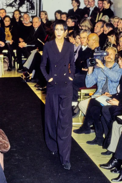 Look 25